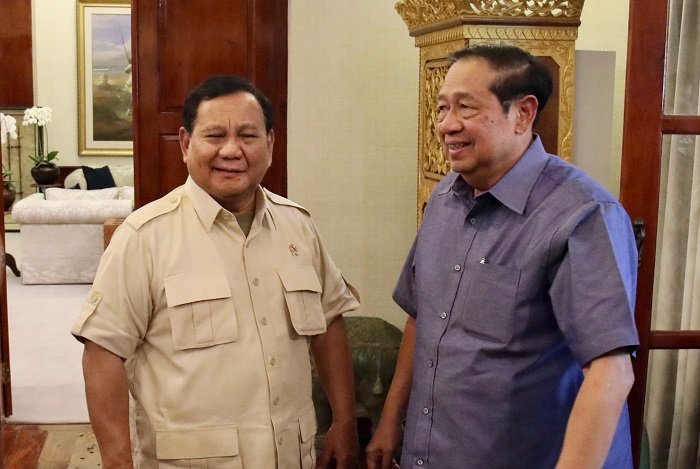 Presiden ke-6 Republik Indonesia, Susilo Bambang Yudhoyono mengunjungi kediaman presiden terpilih 2024-2029 Prabowo Subianto. (Dok. Tim Media Prabowo)

