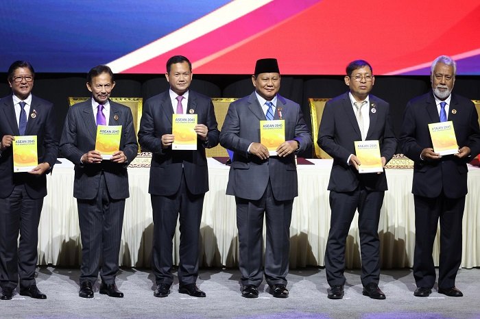 Presiden Prabowo Subianto menghadiri Konferensi Tingkat Tinggi BIMP–EAGA ke-16 yang digelar di Kuala Lumpur Convention Center. (Dok. Tim Media Prabowo)

