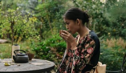 Merajut Kisah Indonesia dalam Secangkir Teh: Tradisi dan Inovasi