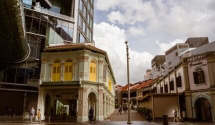 Jejak Manis Warisan Kuliner Peranakan: Melestarikan Rasa Lintas Generasi
