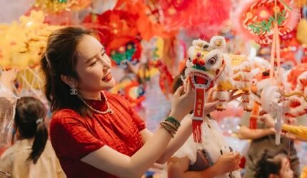 Pesona Abadi Tradisi Imlek: Lebih dari Sekadar Angpao dan Barongsai