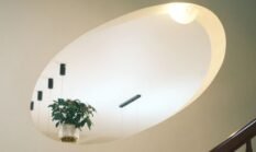 Mengurai Benang Keberuntungan: Filosofi Feng Shui dalam Tata Ruang Hidup Modern