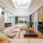 Sebuah ruang keluarga modern yang ditata dengan prinsip feng shui, menampilkan keseimbangan warna, tekstur, dan penempatan furnitur untuk menciptakan suasana harmonis serta aliran energi positif yang menyejukkan. Penempatan tanaman hidup dan pencahayaan alami mendukung kualitas chi yang optimal di dalam ruangan.